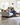 Moduleo Parquetry dans le salon – sol en vinyle à l’aspect bois – motif à chevrons